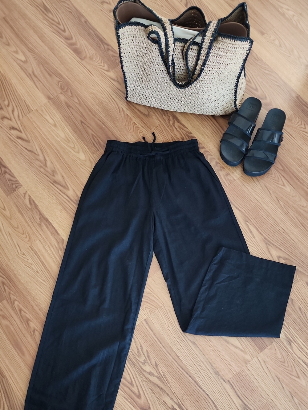 Cotton On Black Wide-Leg Drawstring Pants - Picture 1 of 3